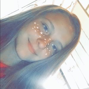 Meet your Posher, Emberlynn